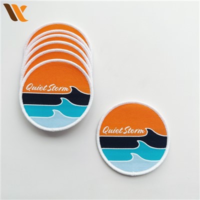 Insigna de țesătură cu plasture țesute cu logo personalizat din fabrică