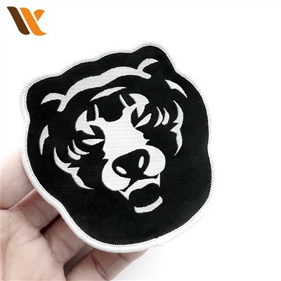 Petice pentru animale personalizate pentru producător de insigne textile țesute
